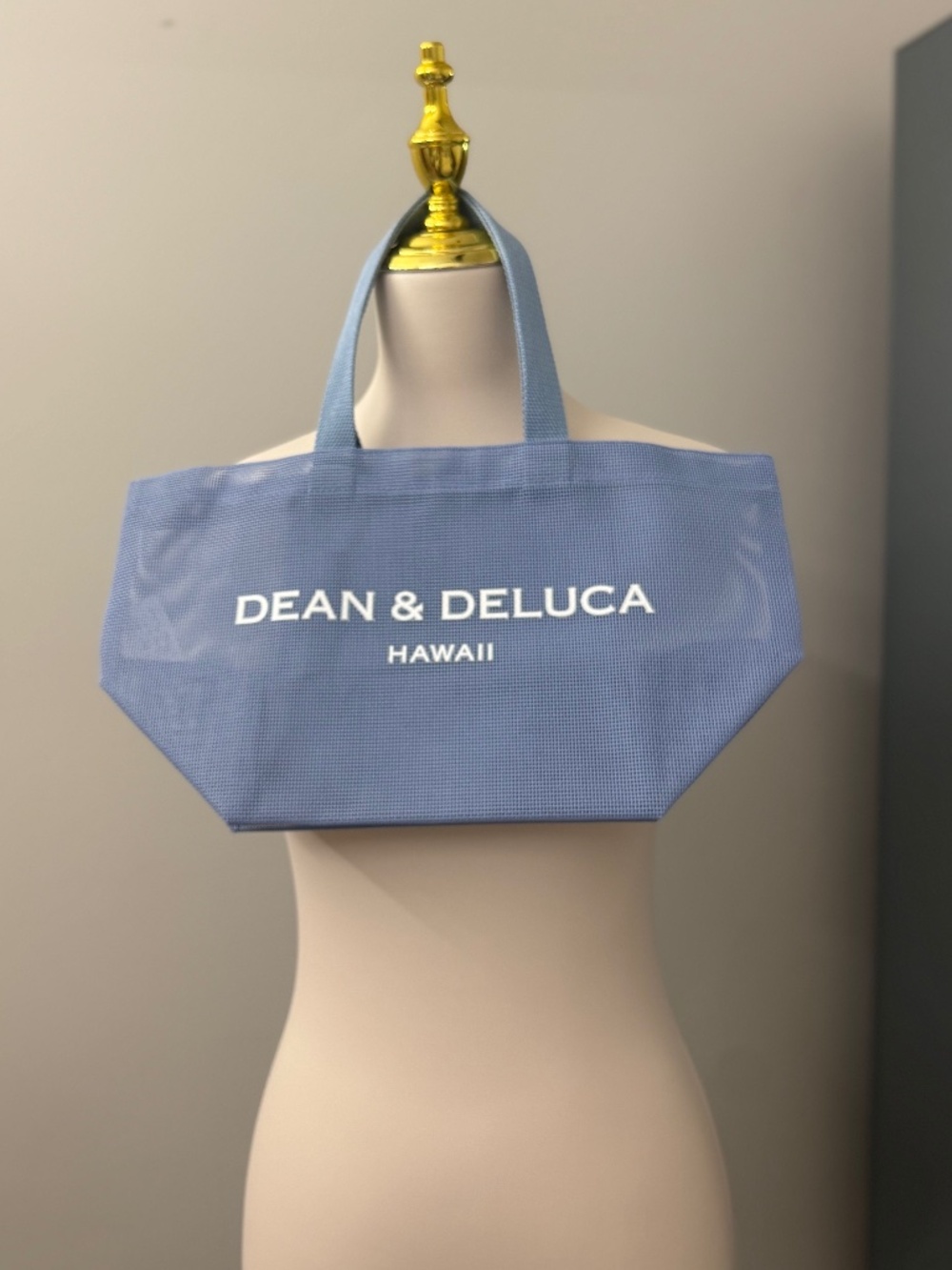 Dean & Deluca sky blue tote
